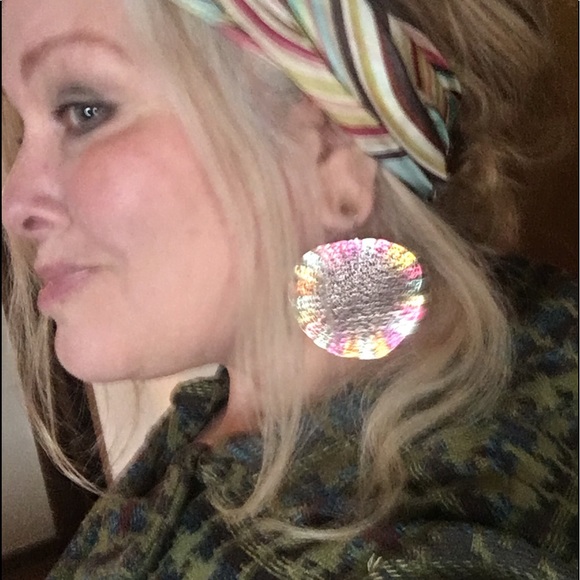 Meet your Posher, Cindy - Picture 1 of 2